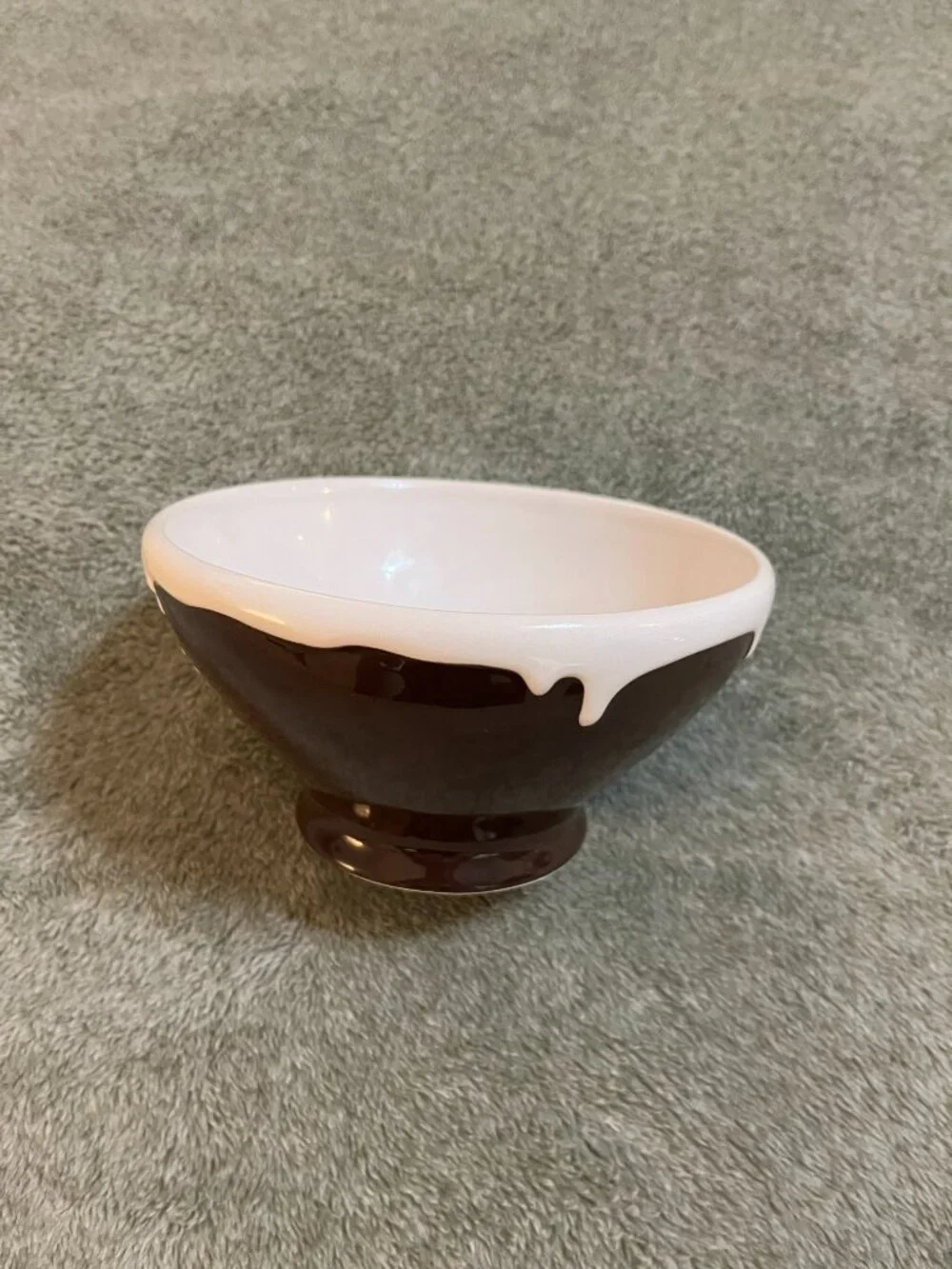Pottery Barn Chocolate Bowl Ceramic Drip Design Brown White 5